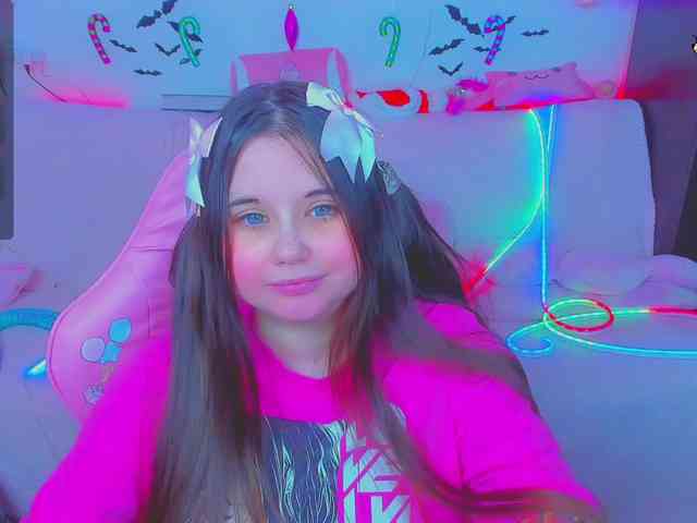 LoliSuccub webcam