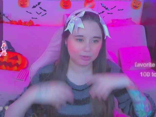LoliSuccub webcam