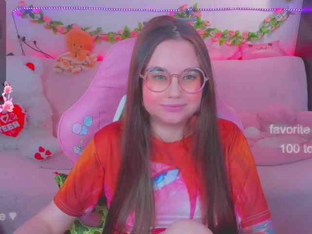 LoliSuccub webcam