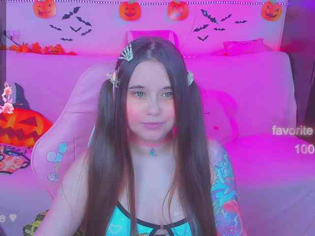LoliSuccub webcam