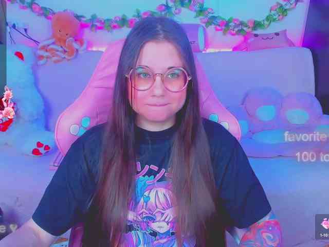 LoliSuccub webcam