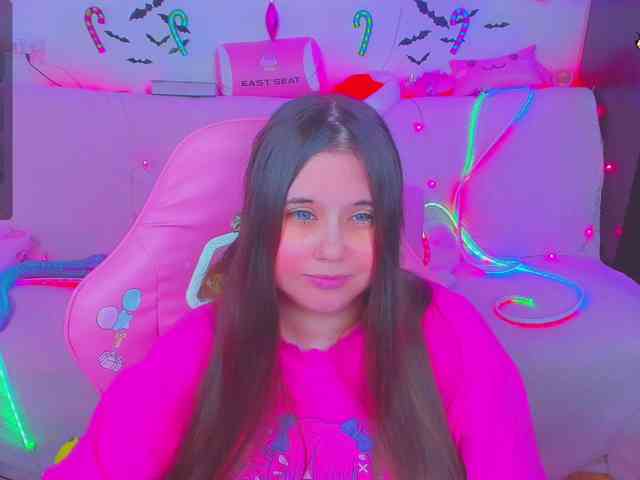LoliSuccub webcam