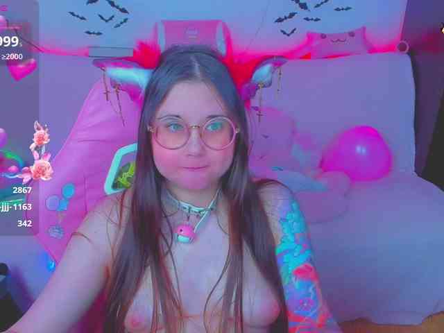 LoliSuccub webcam