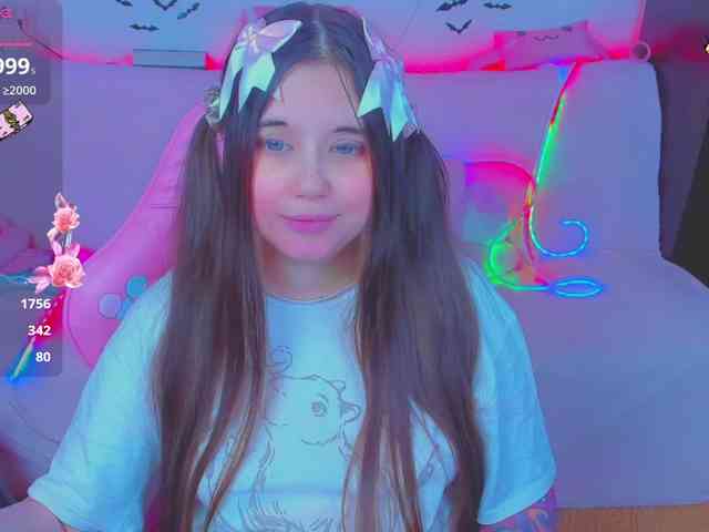 LoliSuccub webcam