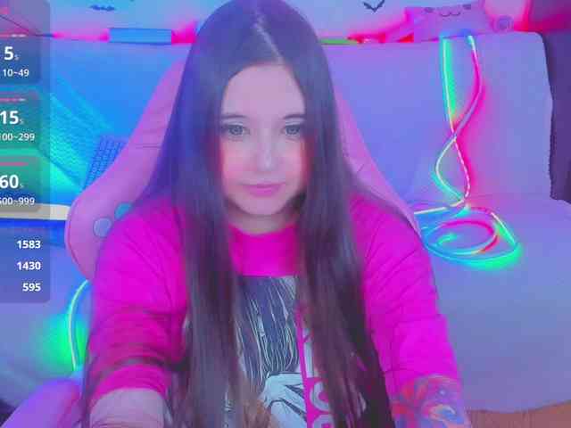 LoliSuccub webcam