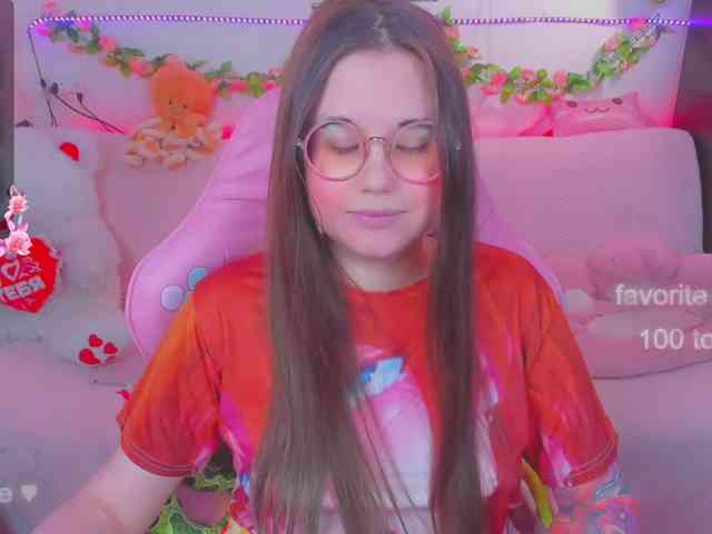 LoliSuccub webcam