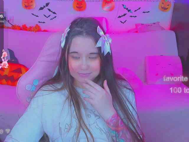 LoliSuccub webcam