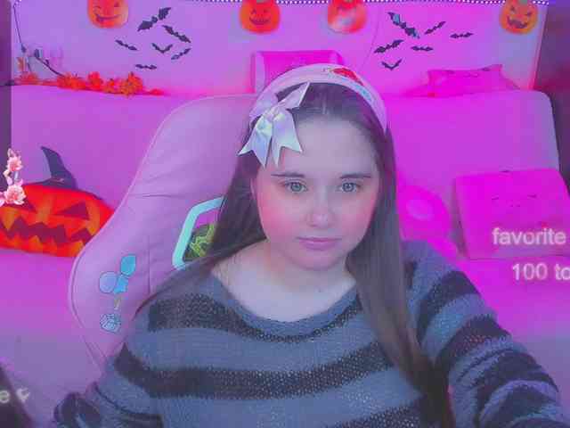 LoliSuccub webcam