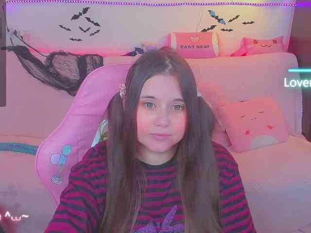 LoliSuccub webcam