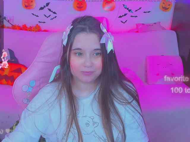 LoliSuccub webcam