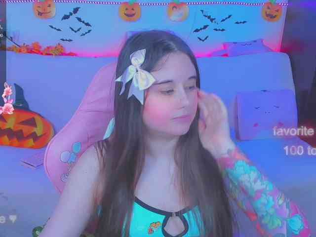 LoliSuccub webcam