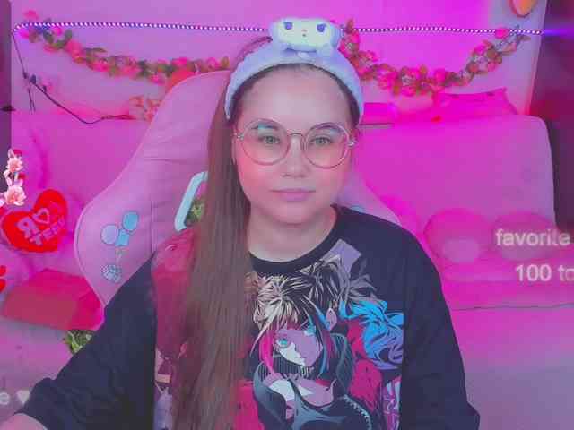 LoliSuccub webcam