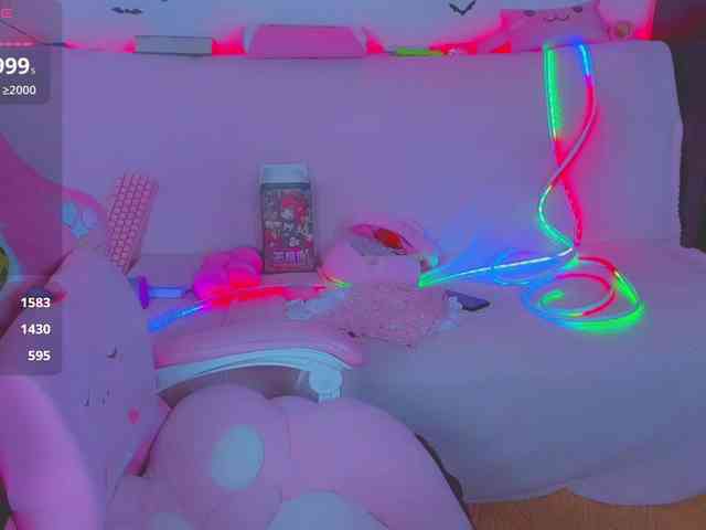 LittleKitsune Live Webcam on BongaCams