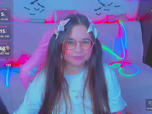LoliSuccub webcam