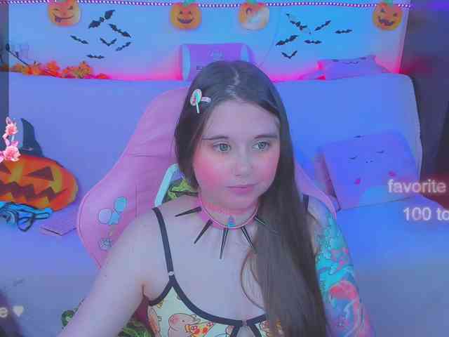 LoliSuccub webcam
