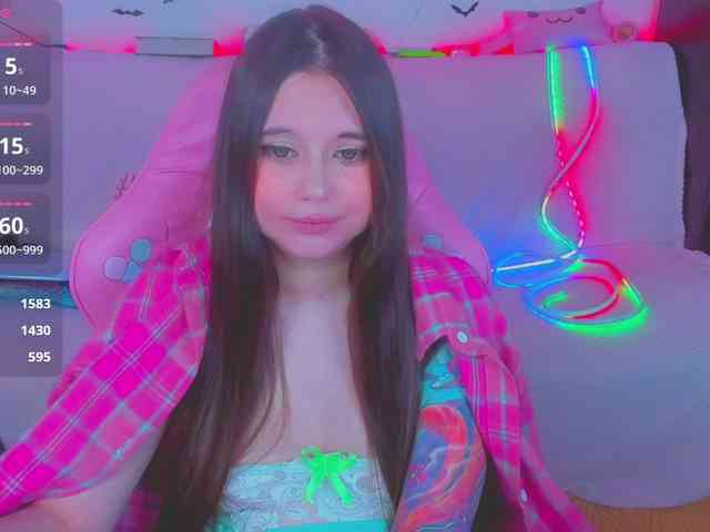 LoliSuccub webcam