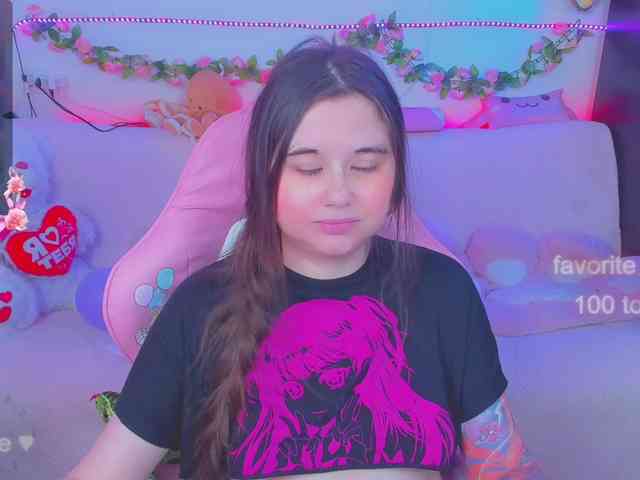 LoliSuccub webcam