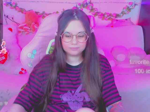 LoliSuccub webcam
