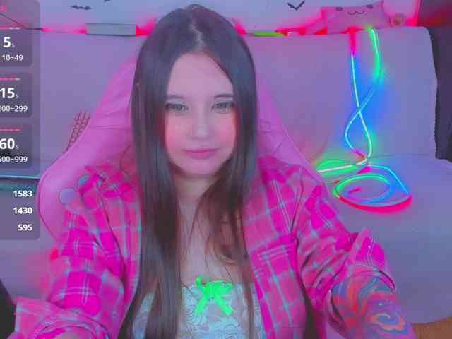 LoliSuccub webcam