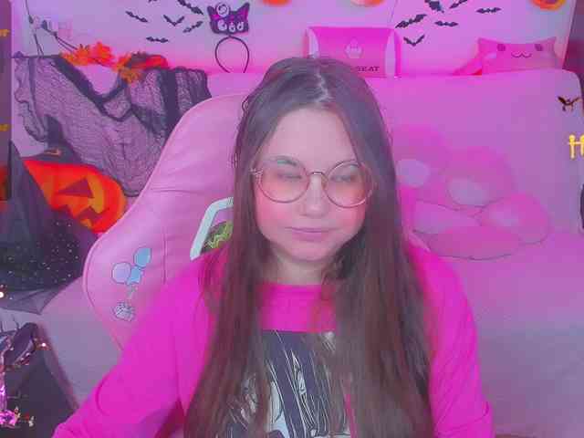 LoliSuccub webcam