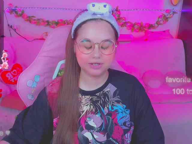 LoliSuccub webcam