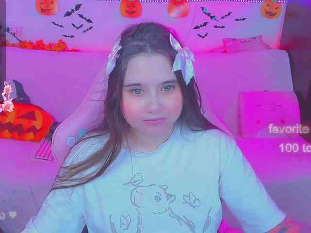 LoliSuccub webcam