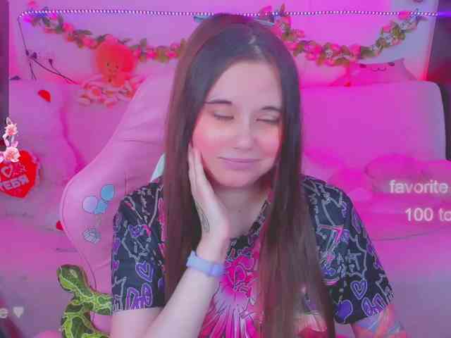 LoliSuccub webcam