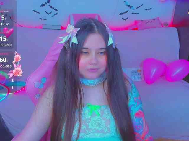 LoliSuccub webcam