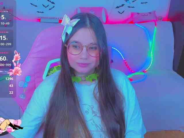 LoliSuccub webcam