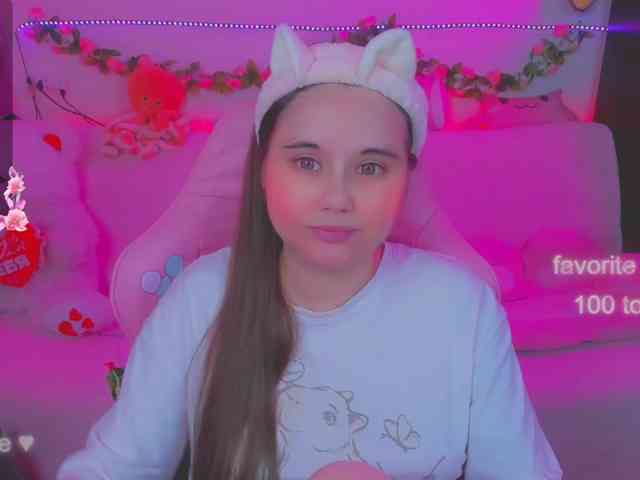 LoliSuccub webcam