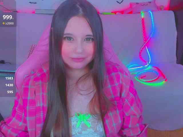 LoliSuccub webcam