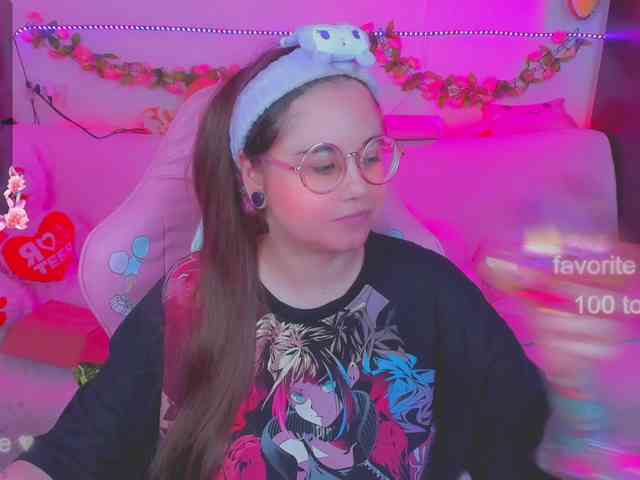 LoliSuccub webcam