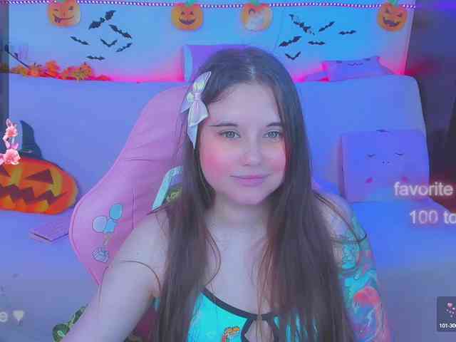 LoliSuccub webcam