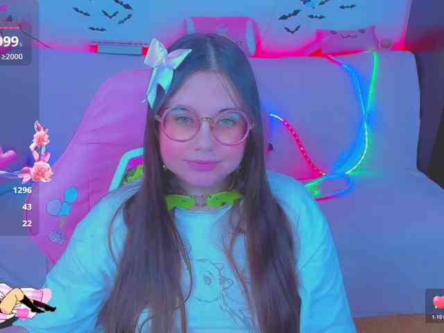 LoliSuccub webcam
