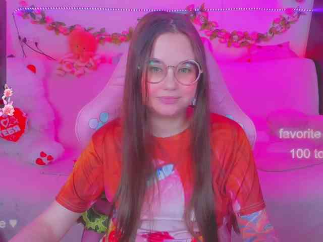 LoliSuccub webcam