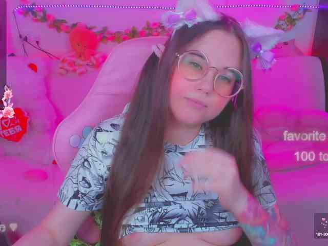 LoliSuccub webcam