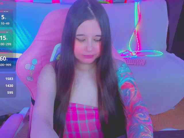 LoliSuccub webcam