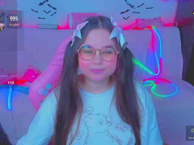 LoliSuccub webcam