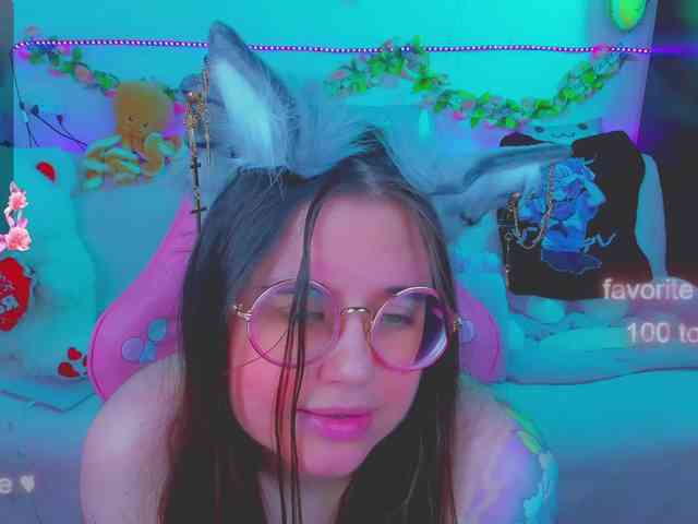 LoliSuccub webcam