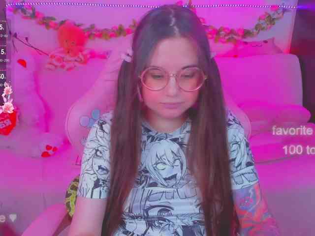 LoliSuccub webcam