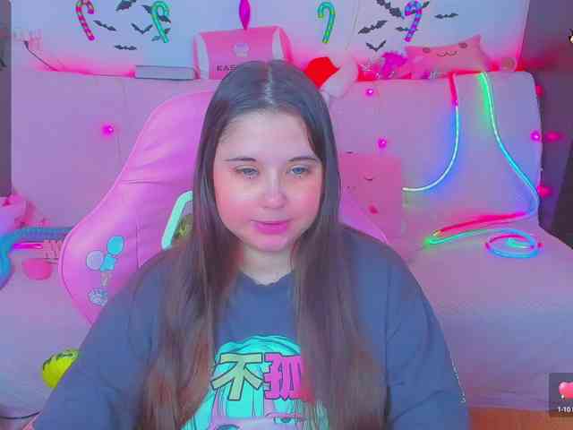 LoliSuccub webcam