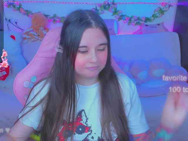 LoliSuccub webcam