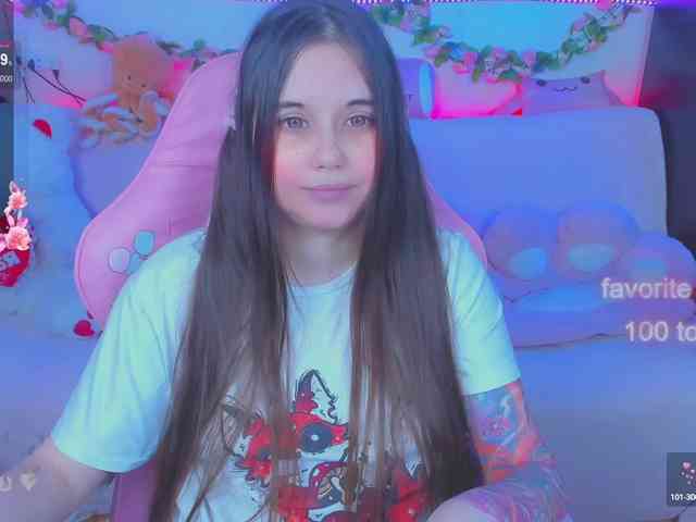 LoliSuccub webcam