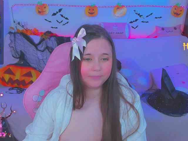 LoliSuccub webcam
