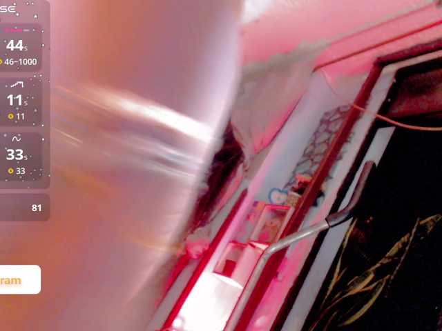 karolfox's BongaCams show and profile