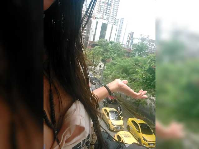 karolfox's BongaCams show and profile