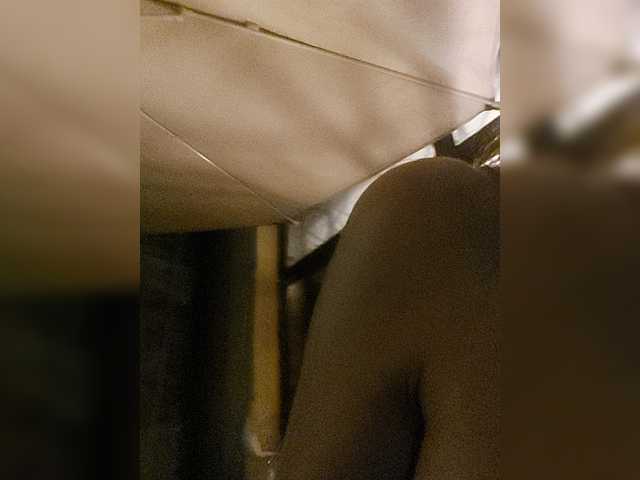 karolfox's BongaCams show and profile