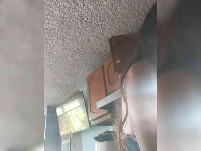 karolfox Live Webcam on BongaCams