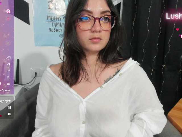 SweetLilith's BongaCams show and profile