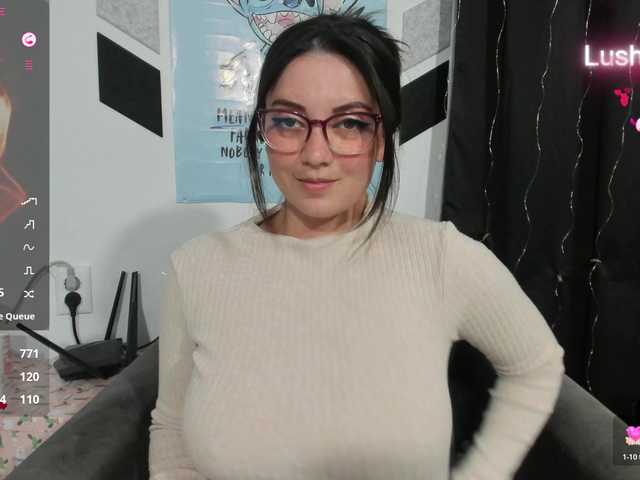 SweetLilith's BongaCams show and profile